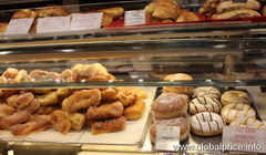 Prices in coffee shops and bakeries in Paris, Donuts and other pastries in the cafe